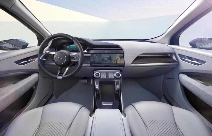 Торпедо Jaguar I-Pace Concept 2016 года  (фото 42 из 91)